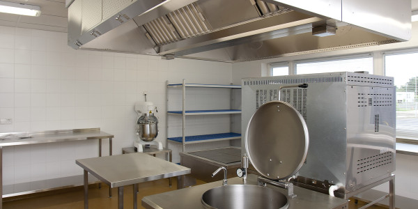Limpiezas de Conductos de Extracción y Ventilación Talarn · Cocina de Marisquerías